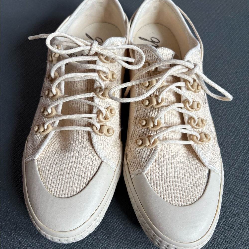 Grounded People Sneakers